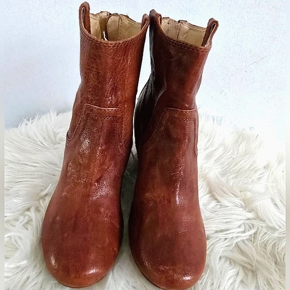 Frye Carson Hidden Wedge Leather Brown Booties Size 6.5M🌴 - Picture 5 of 10